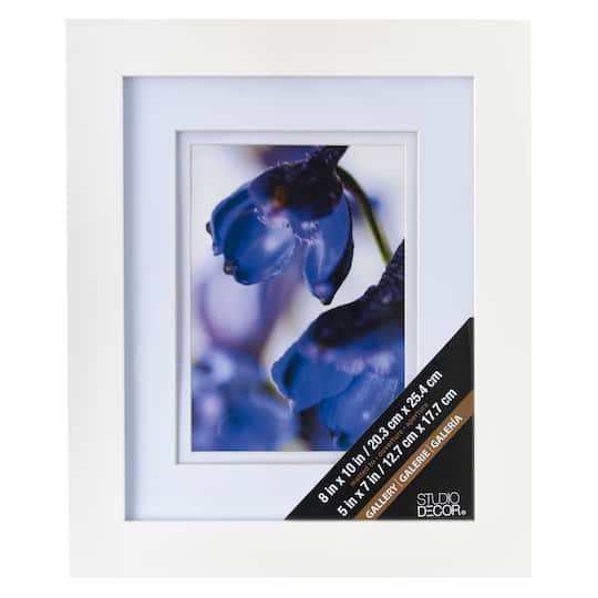 8 Pack: White  5&#x22; x 7&#x22; Gallery Frame with Double Mat, Airfloat Gallery&#x2122; by Studio D&#xE9;cor&#xAE;